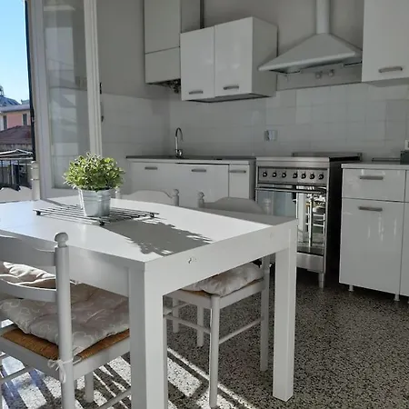 Apartment Luminoso E Accogliente A 4 Minuti Dalle Spiagge